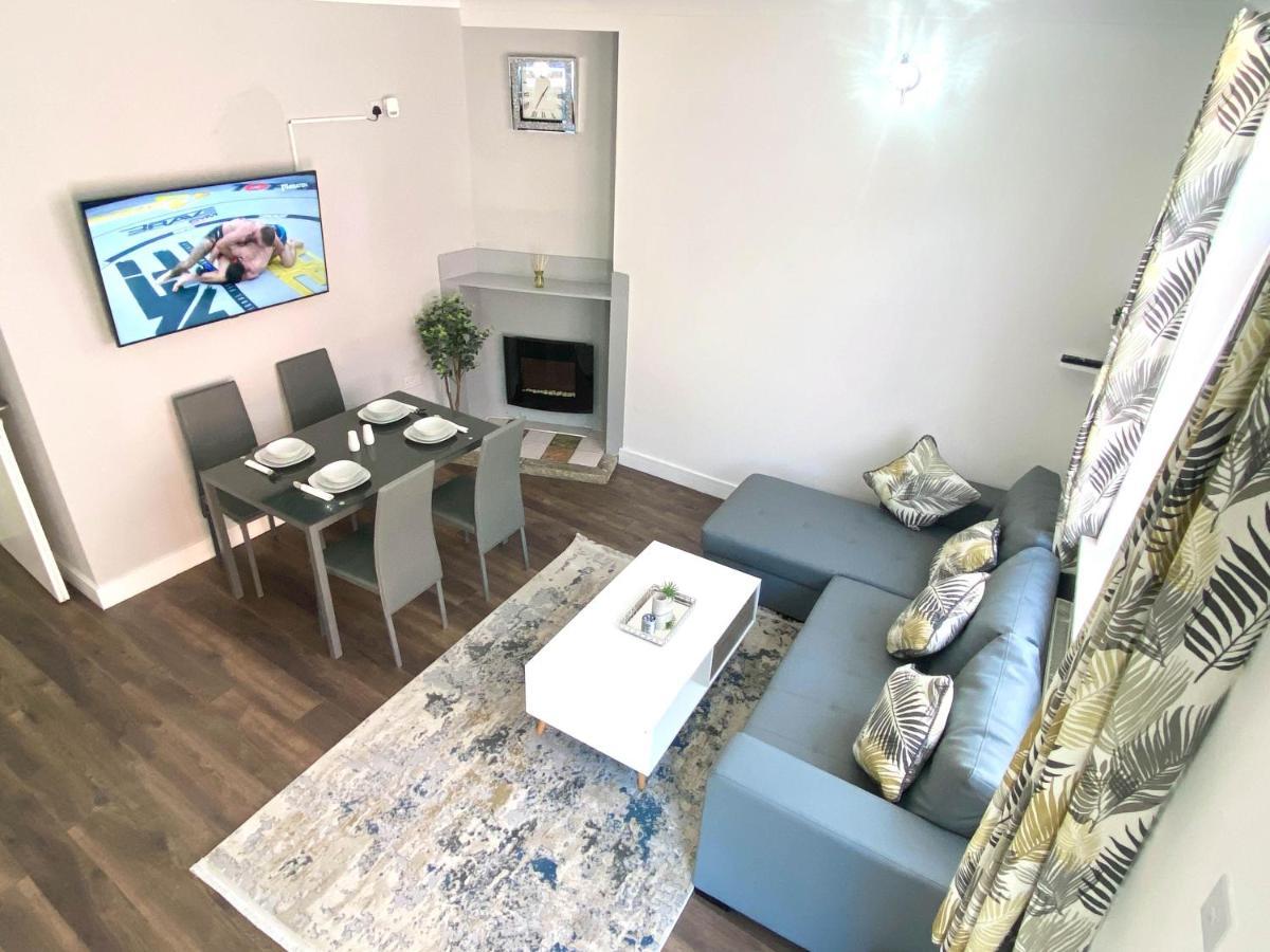 Appartement 2 Bed Town Centre Nr Theatre Free Park Wi-Fi & Garden à Aylesbury  Extérieur photo