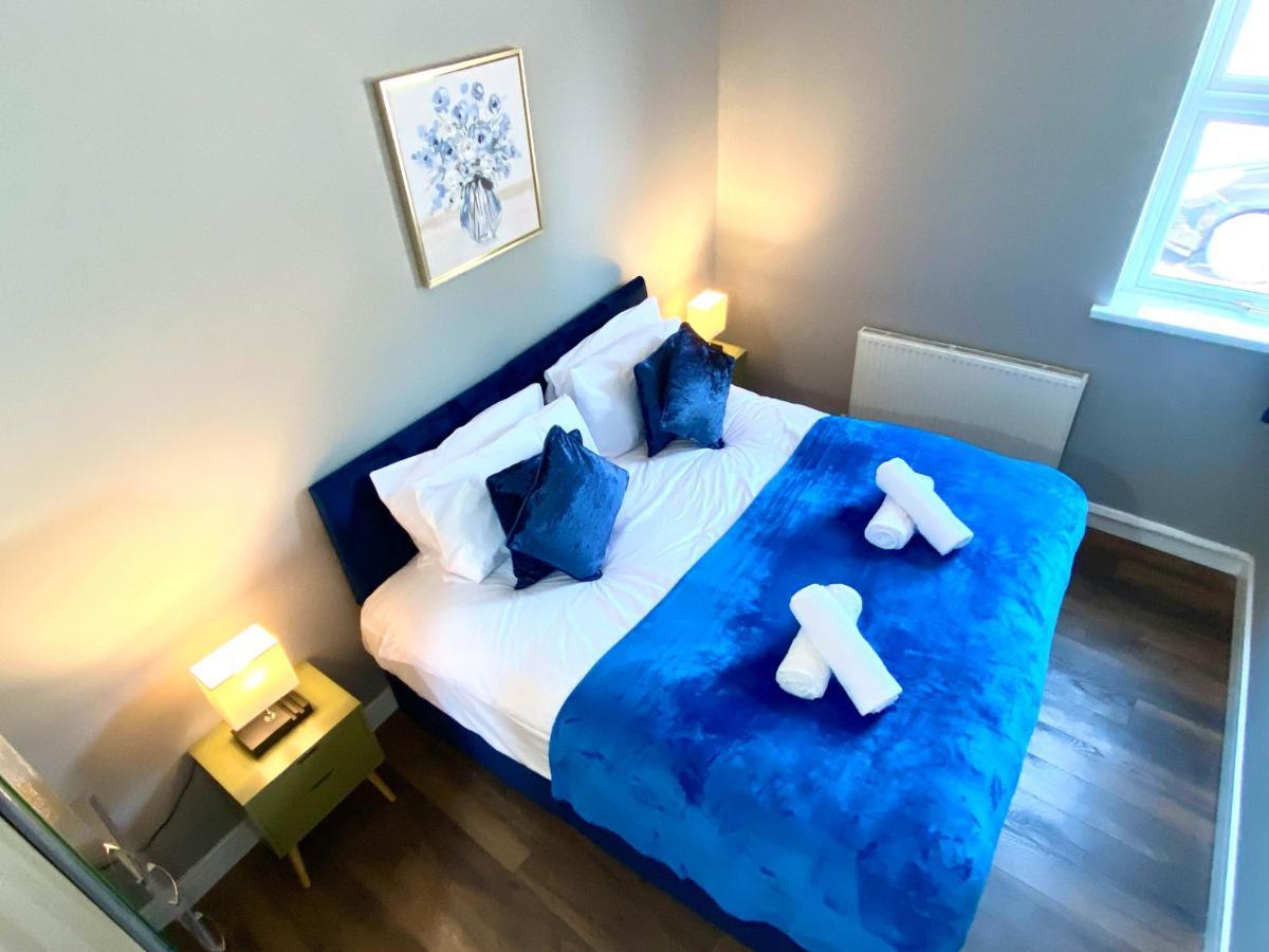Appartement 2 Bed Town Centre Nr Theatre Free Park Wi-Fi & Garden à Aylesbury  Extérieur photo