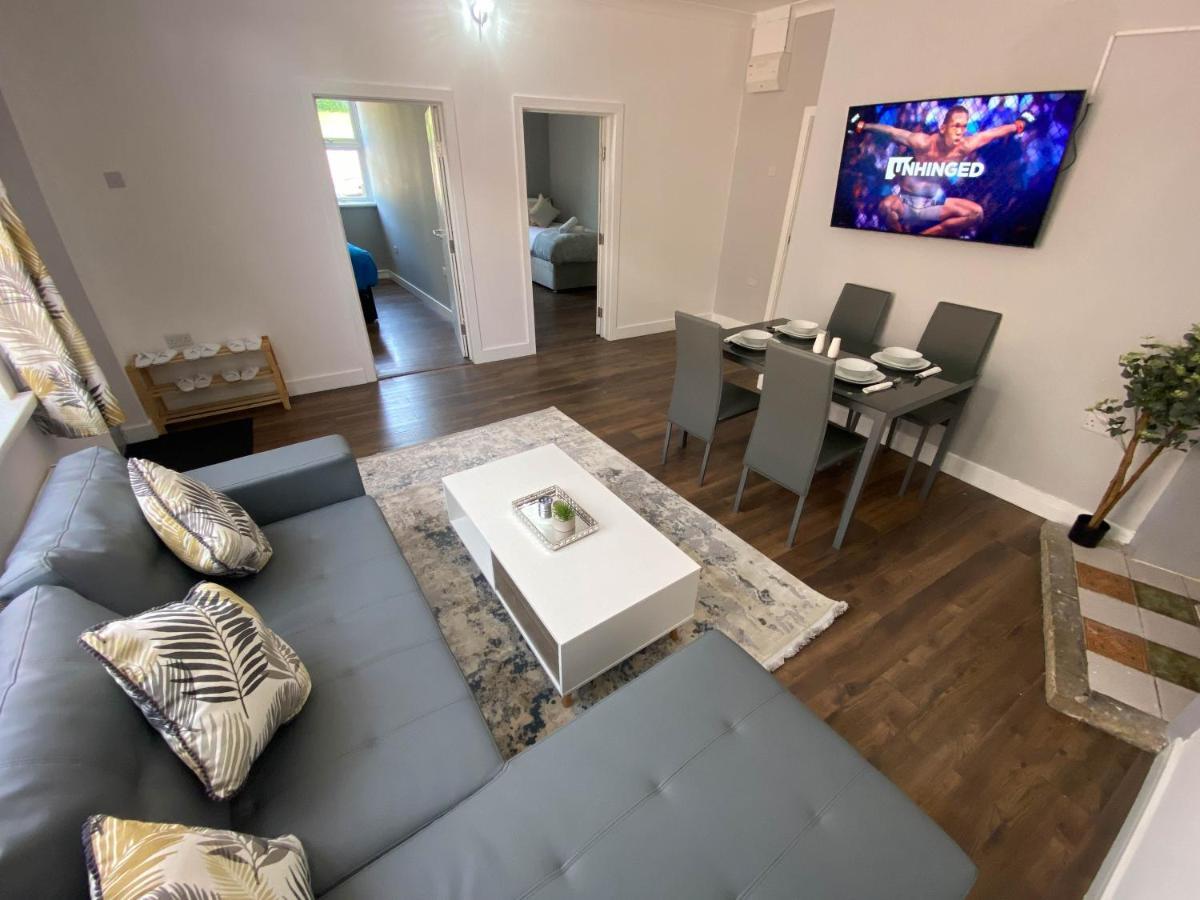 Appartement 2 Bed Town Centre Nr Theatre Free Park Wi-Fi & Garden à Aylesbury  Extérieur photo