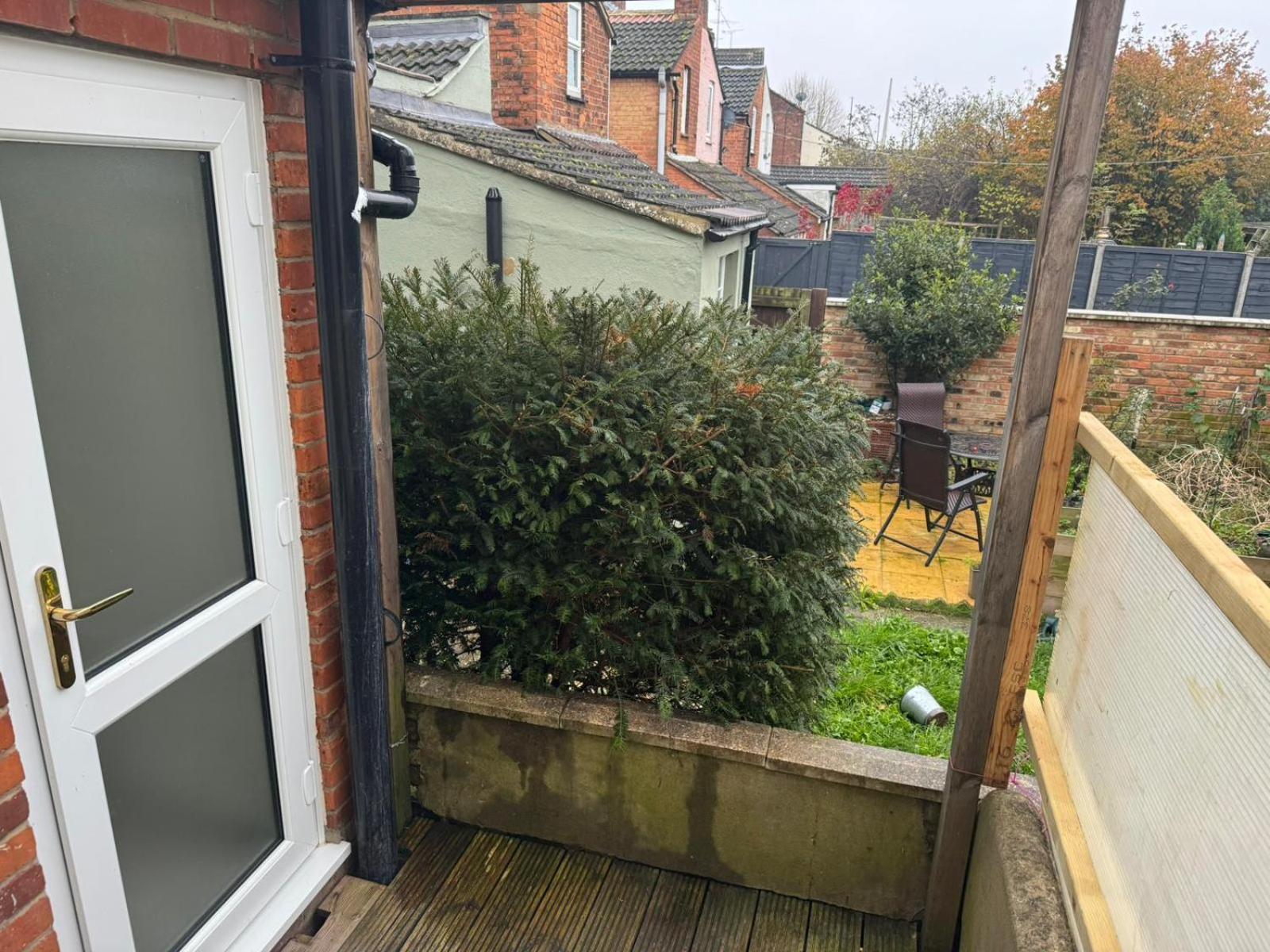 Appartement 2 Bed Town Centre Nr Theatre Free Park Wi-Fi & Garden à Aylesbury  Extérieur photo